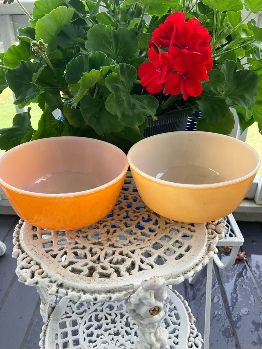 Vintage Anchor Hocking/Fire King Pair of 1 1/2 Pints Cereal/Soup Bowls